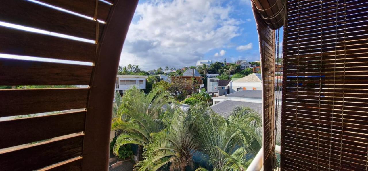 Le Victoria, Vue Mer Et Montagne Saint Pierre Exterior photo